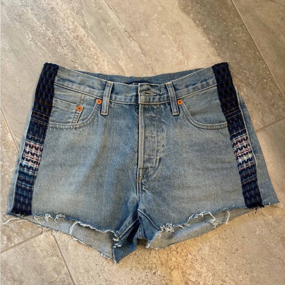Levis 501 Denim Shorts with details